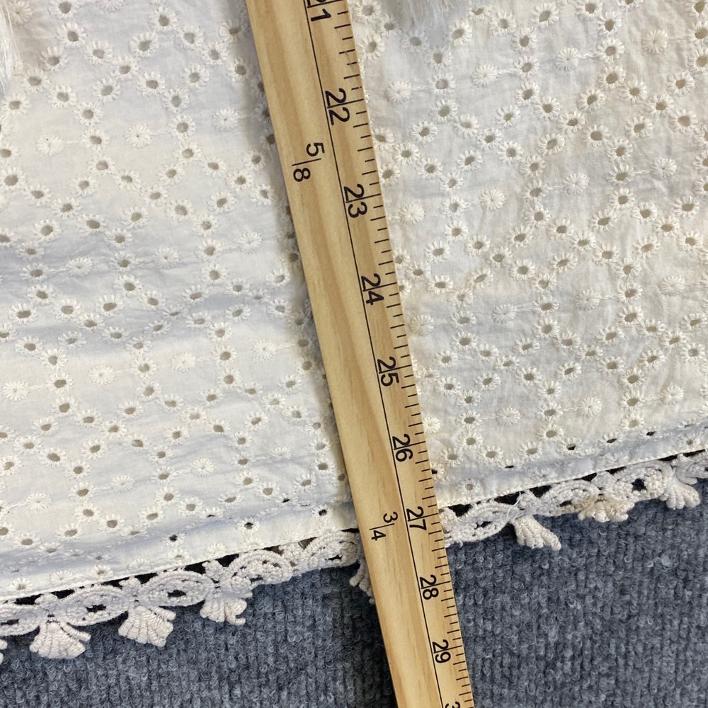 Lace Eyelet Tie-Neck Blouse in Cream Jennifer‎ & Grace 1X - Picture 4 of 9